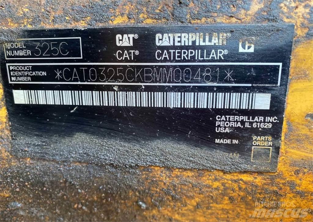 CAT 325C Vikšriniai ekskavatoriai