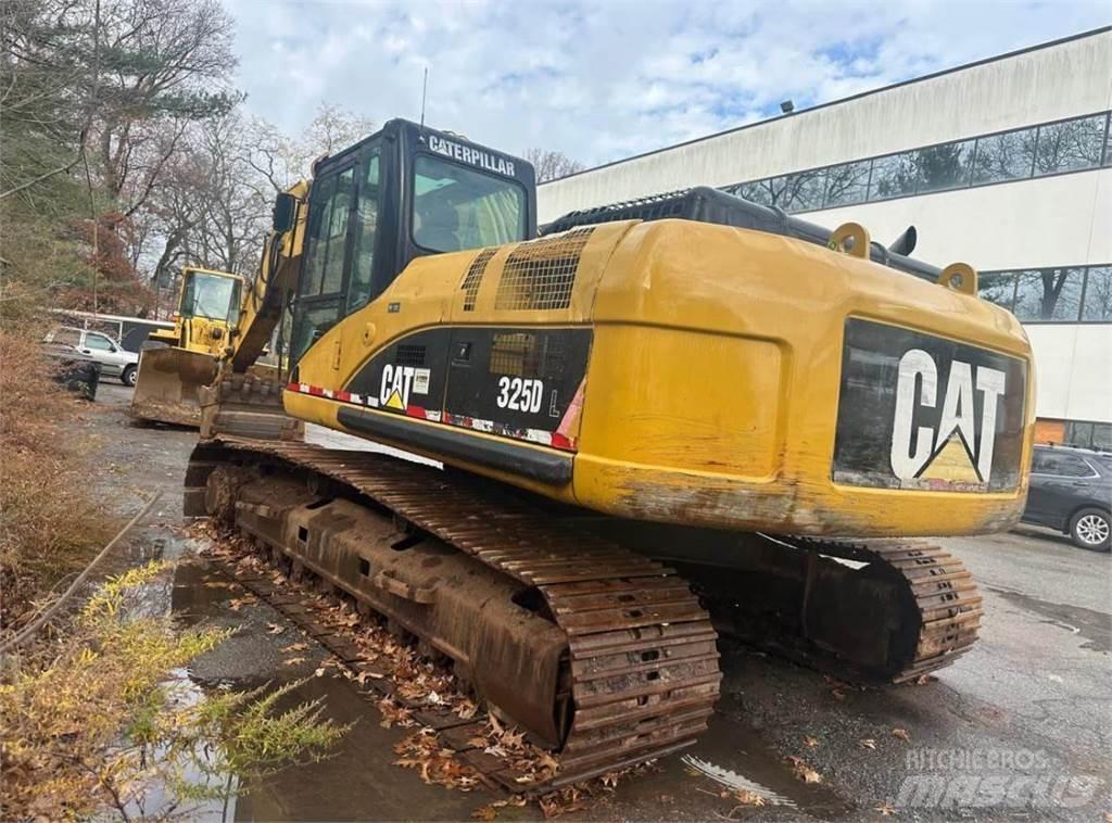 CAT 325DL Vikšriniai ekskavatoriai
