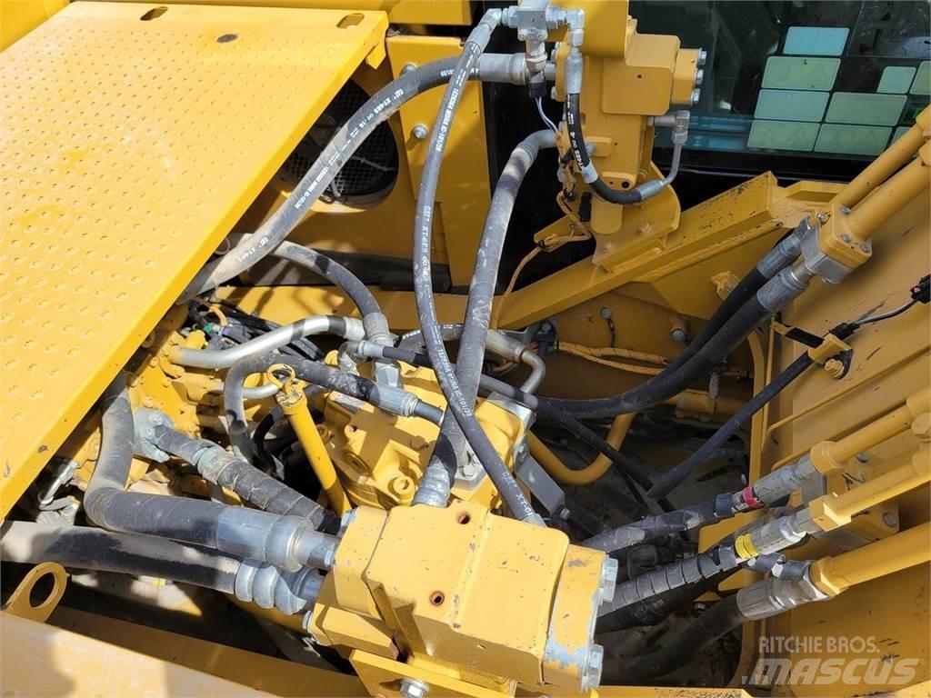 CAT 326F Vikšriniai ekskavatoriai