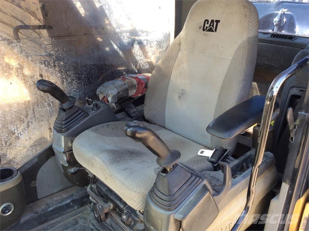 CAT 329DL Vikšriniai ekskavatoriai