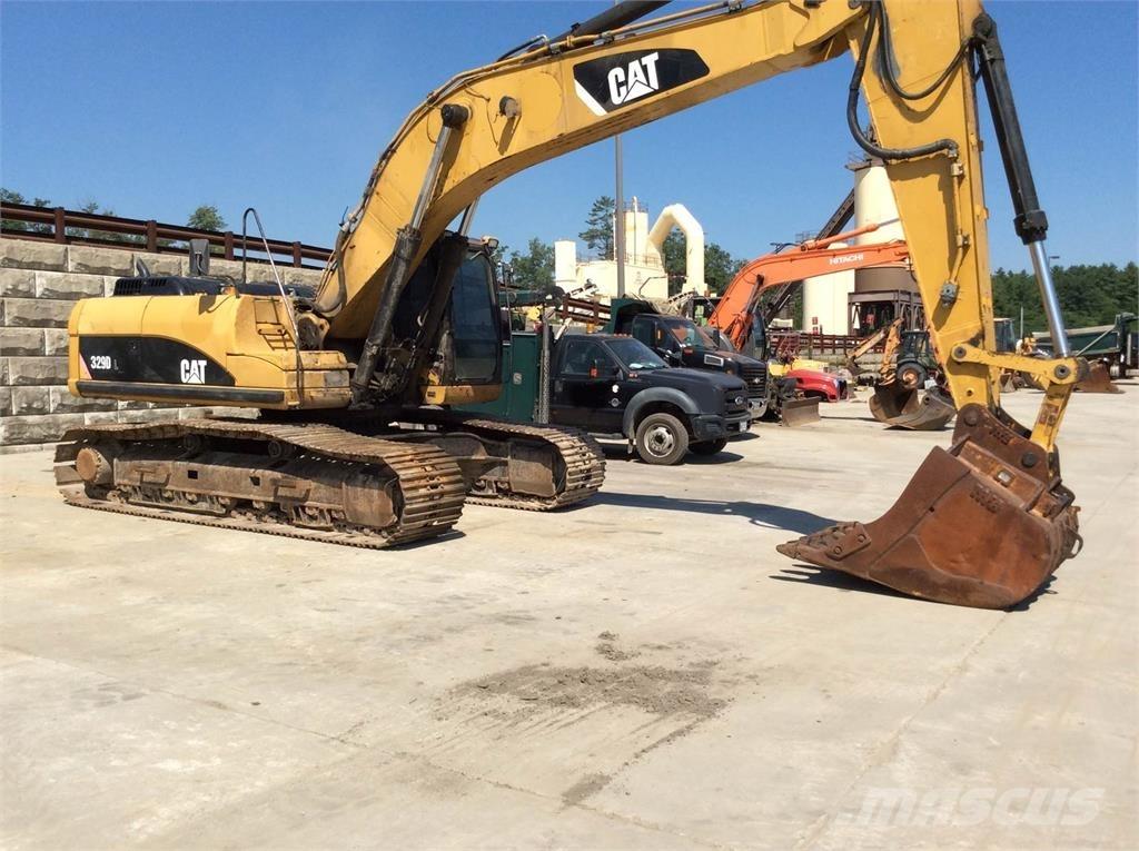 CAT 329DL Vikšriniai ekskavatoriai
