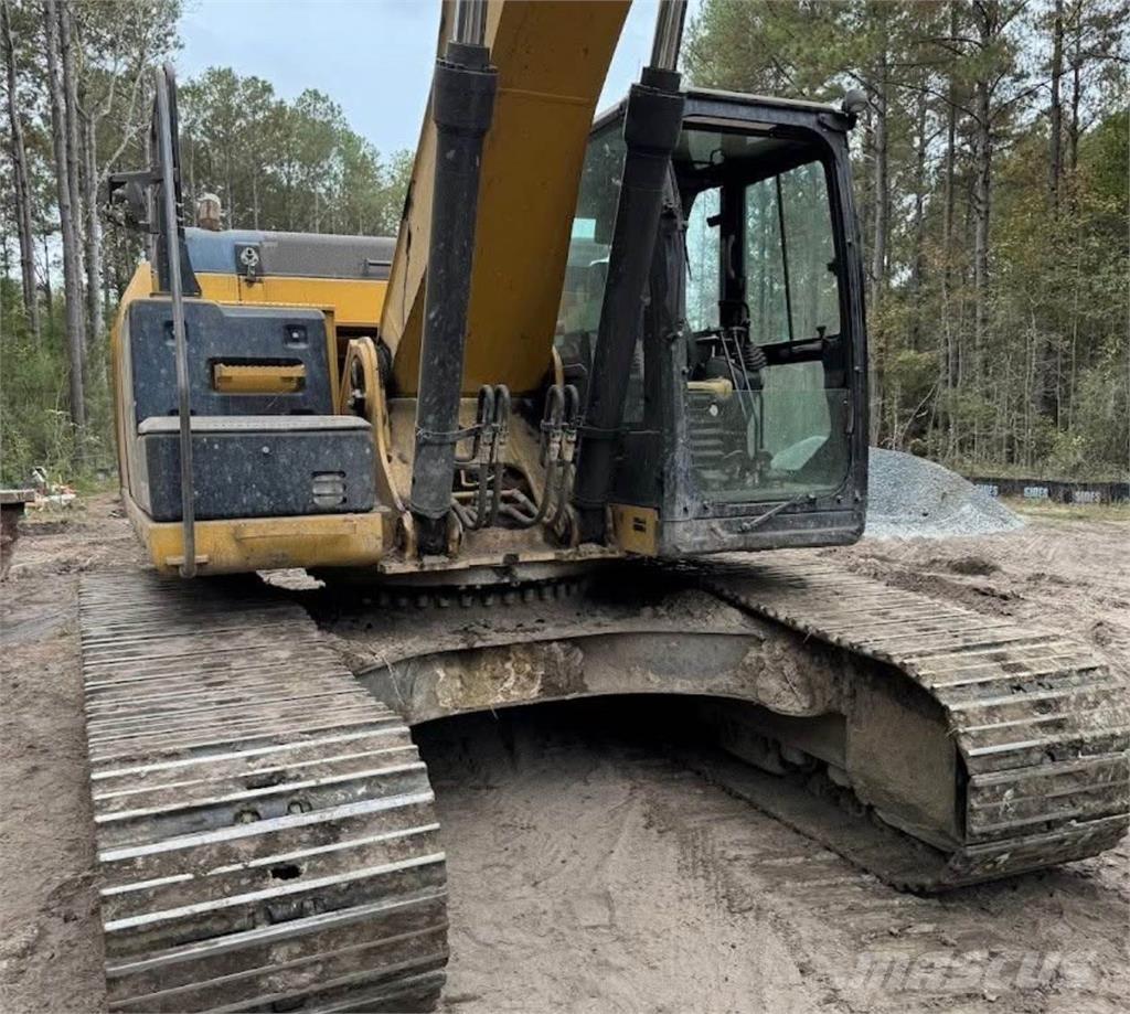 CAT 329EL Vikšriniai ekskavatoriai