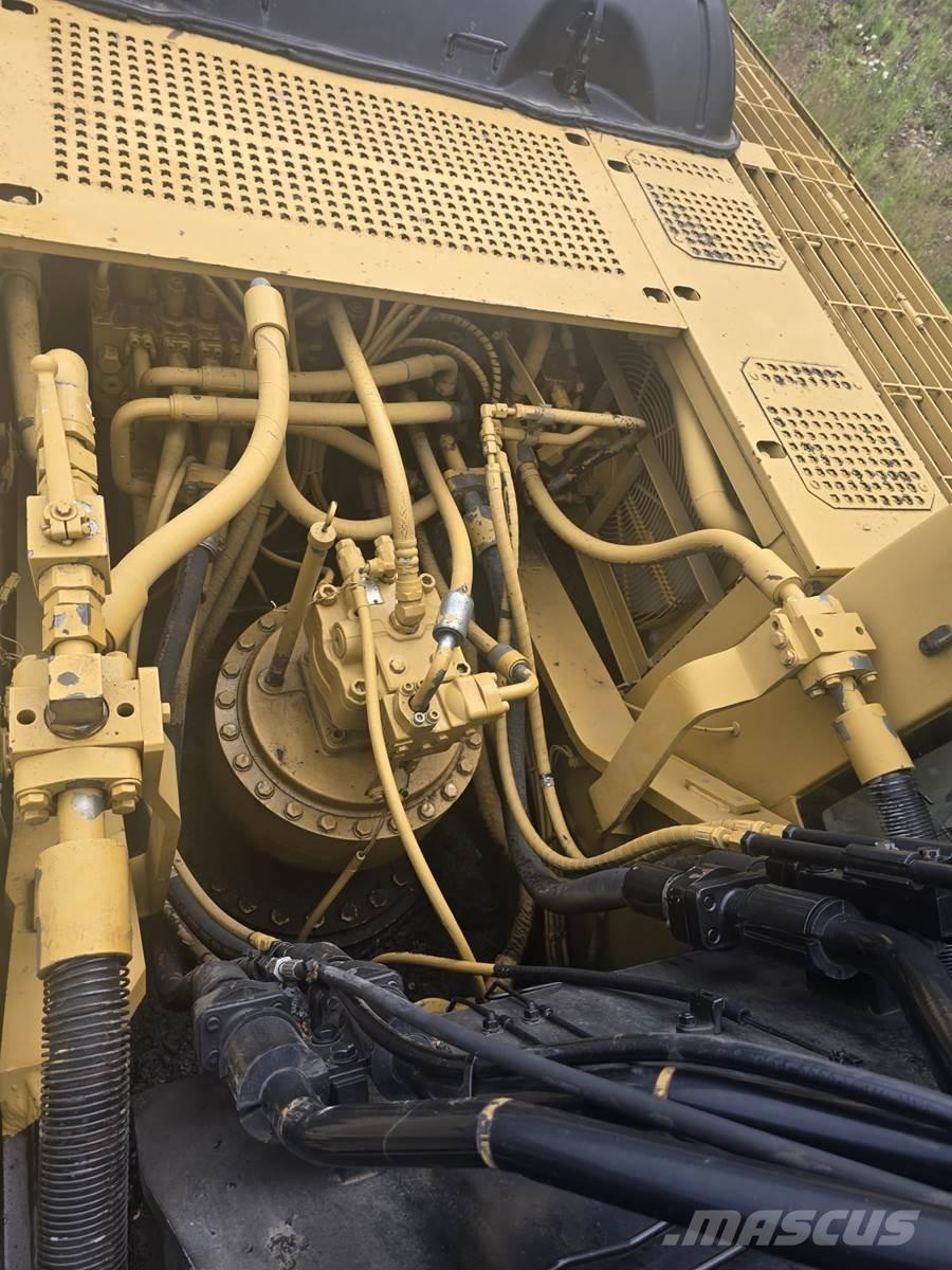 CAT 330CL Vikšriniai ekskavatoriai