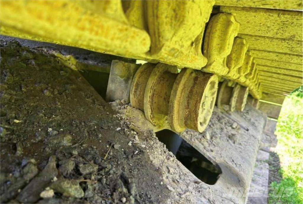 CAT 330CL Vikšriniai ekskavatoriai