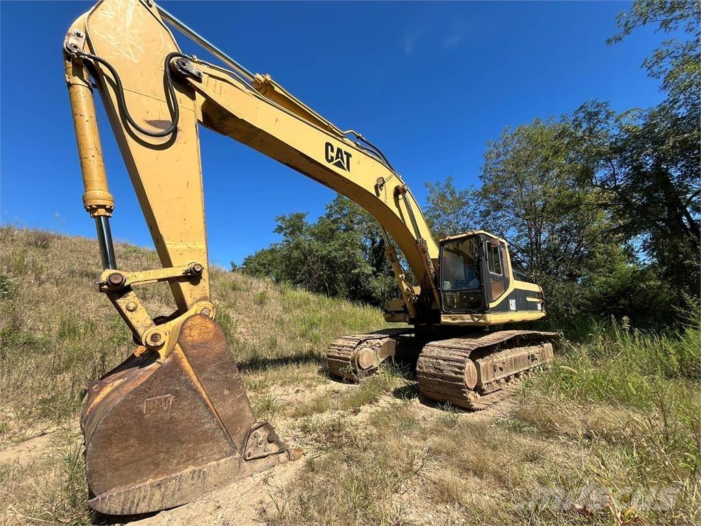 CAT 330L Vikšriniai ekskavatoriai