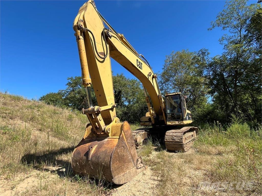 CAT 330L Vikšriniai ekskavatoriai