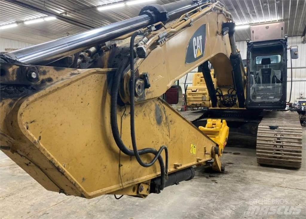 CAT 349 FL Vikšriniai ekskavatoriai