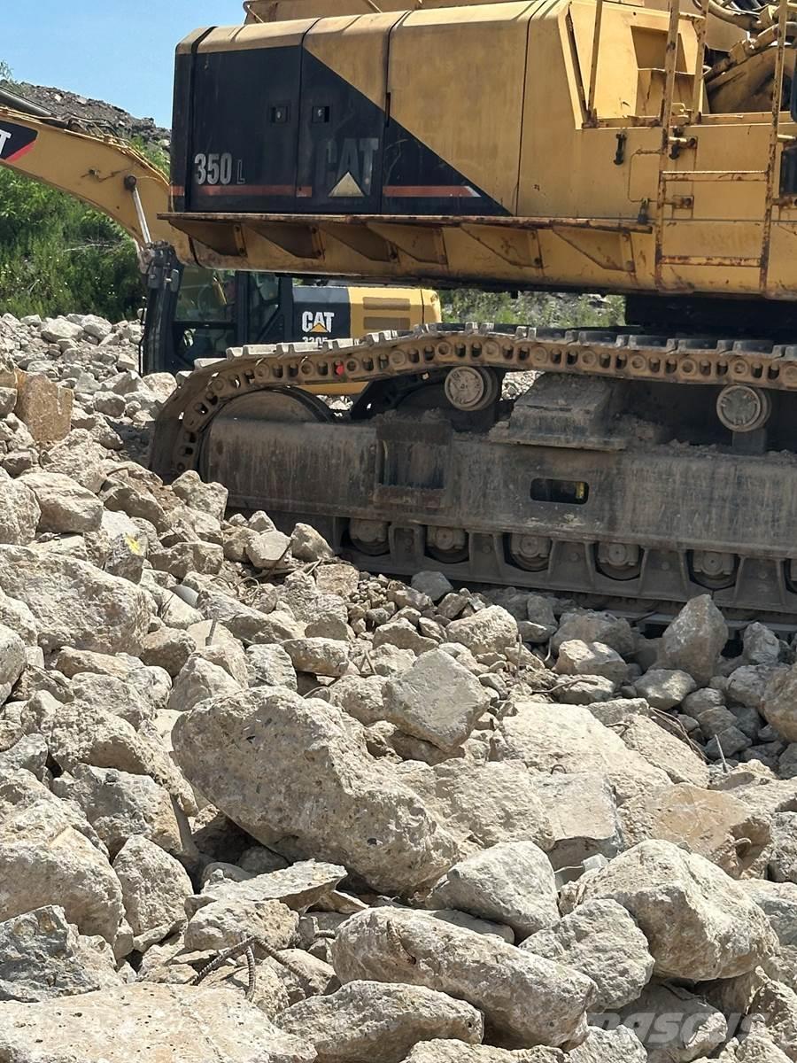 CAT 350L Vikšriniai ekskavatoriai