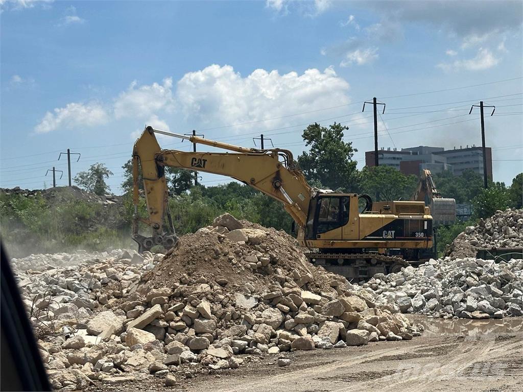 CAT 350L Vikšriniai ekskavatoriai