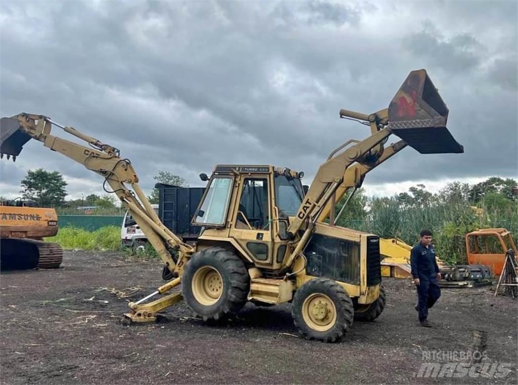 CAT 426 Ekskavatoriniai krautuvai