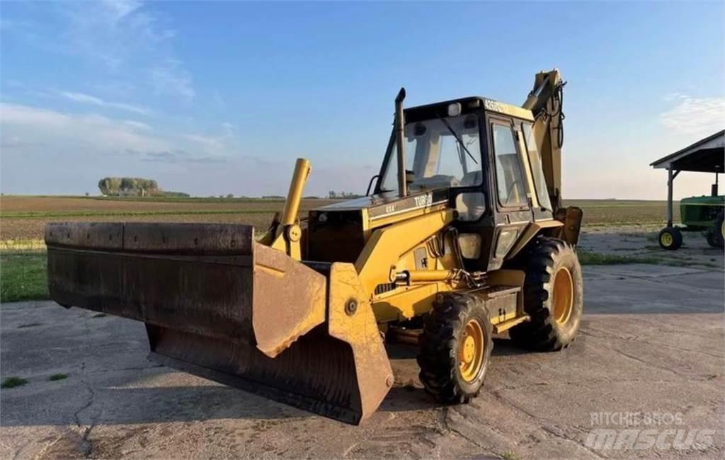 CAT 426B Ekskavatoriniai krautuvai