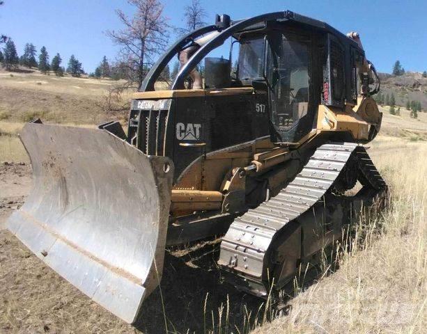 CAT 517 Skiedrovežiai