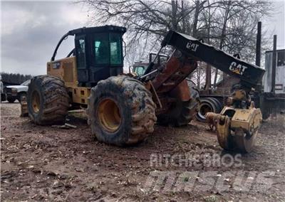 CAT 525D Skiedrovežiai