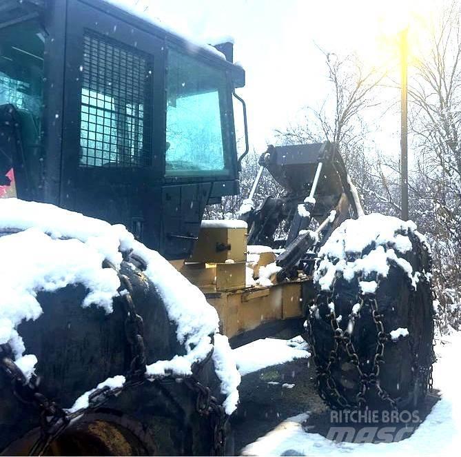 CAT 545C Skiedrovežiai
