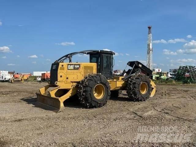 CAT 555D Skiedrovežiai