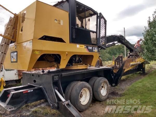 CAT 559C Strėliniai krautuvai
