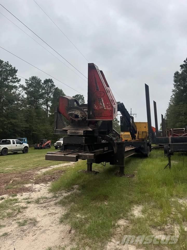 CAT 559C Strėliniai krautuvai