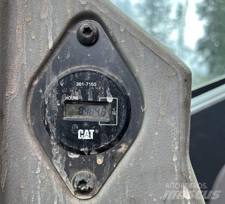 CAT 568 LL Strėliniai krautuvai
