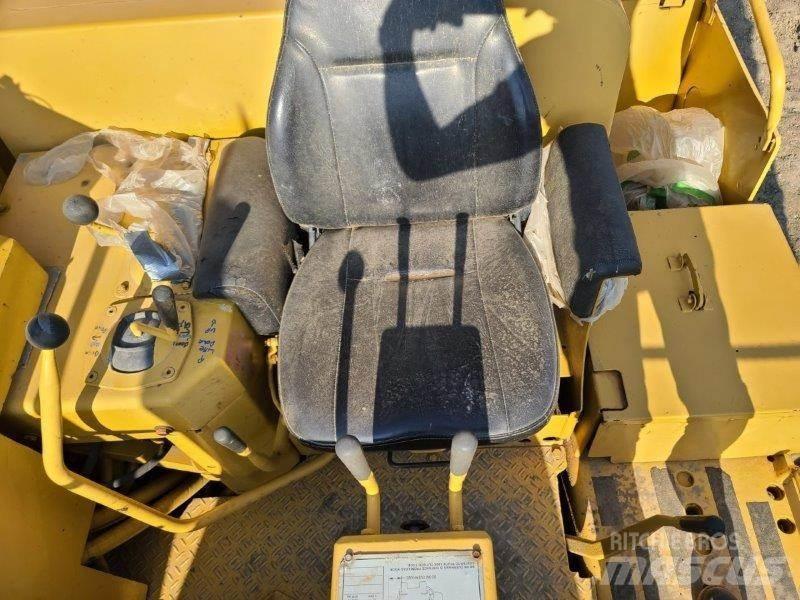 CAT 571G vamzdžių klotuvų buldozeriai