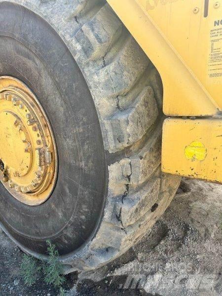 CAT 621G Frezos