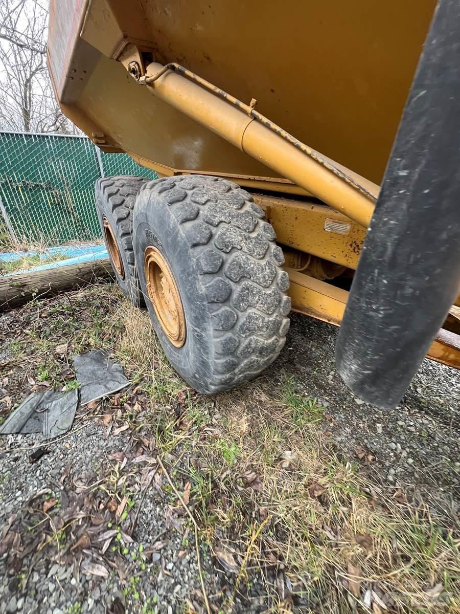 CAT 730 Karjeriniai savivarčiai
