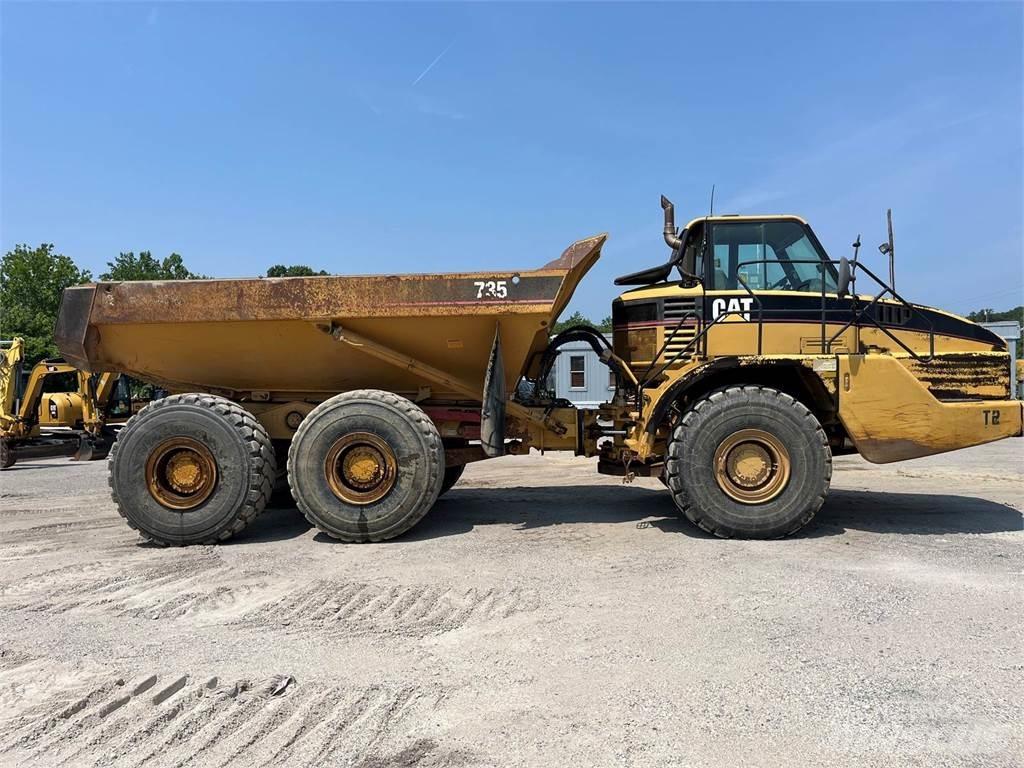 CAT 735 Karjeriniai savivarčiai