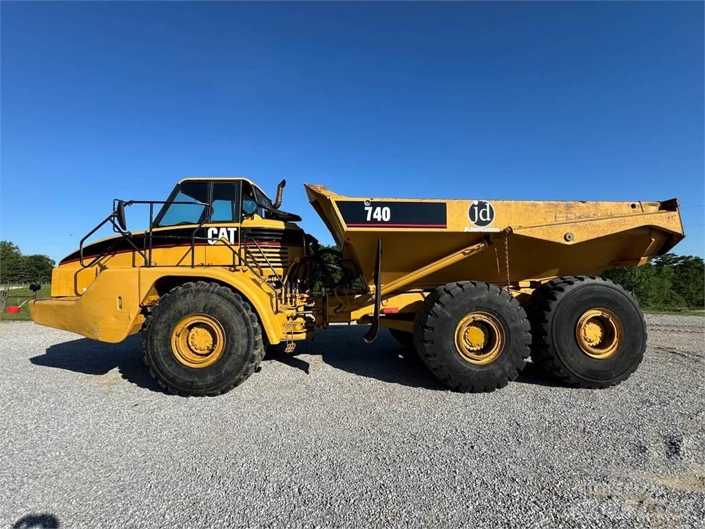 CAT 740 Karjeriniai savivarčiai
