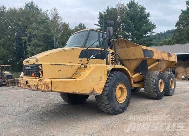 CAT 740 Karjeriniai savivarčiai