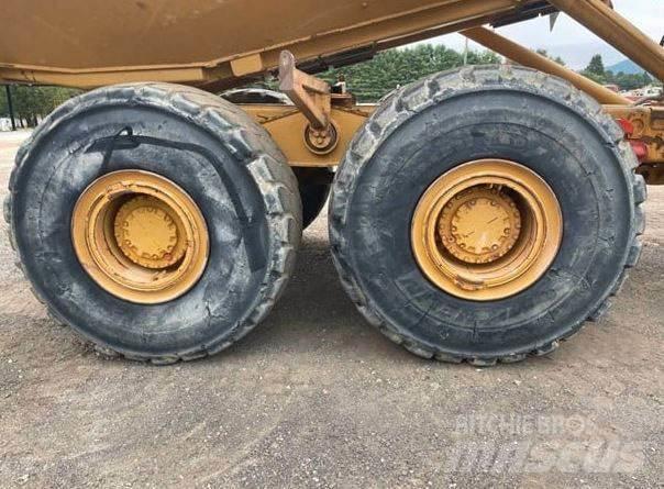 CAT 740 Karjeriniai savivarčiai