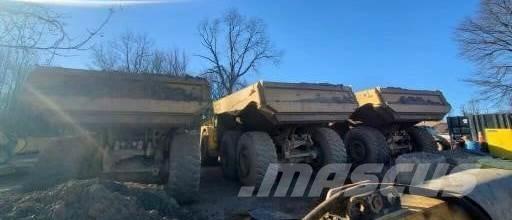 CAT 740GC Karjeriniai savivarčiai