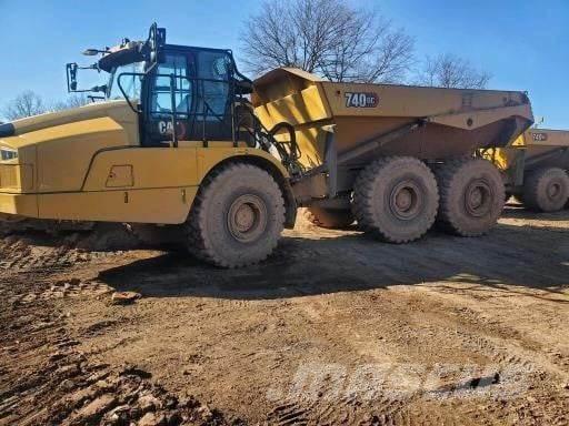 CAT 740GC Karjeriniai savivarčiai