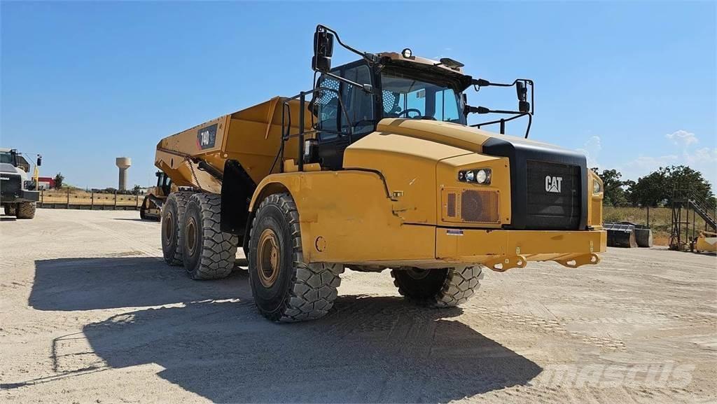 CAT 740GC Karjeriniai savivarčiai