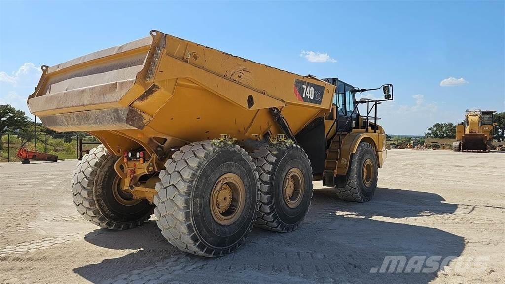 CAT 740GC Karjeriniai savivarčiai