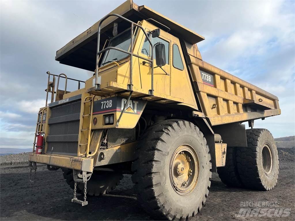 CAT 773B Karjeriniai savivarčiai