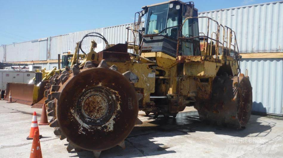 CAT 836G Atliekų presai