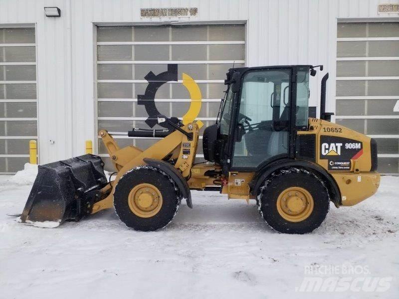 CAT 906M Naudoti ratiniai krautuvai