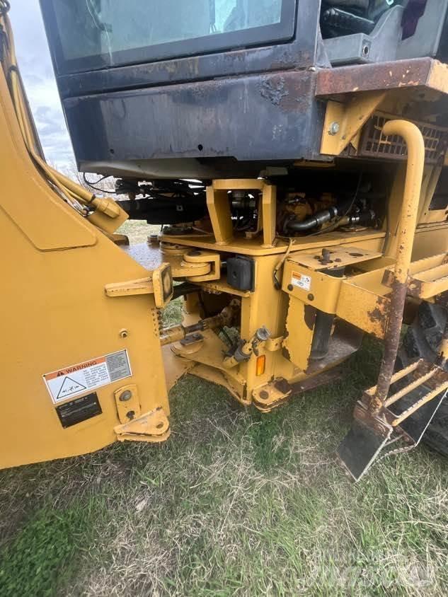 CAT 924G Naudoti ratiniai krautuvai