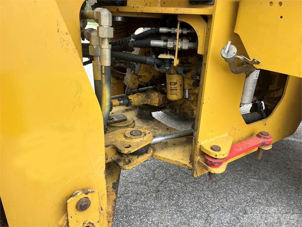CAT 924K Naudoti ratiniai krautuvai