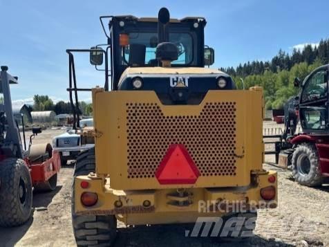 CAT 924K Naudoti ratiniai krautuvai