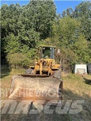 CAT 926 Naudoti ratiniai krautuvai