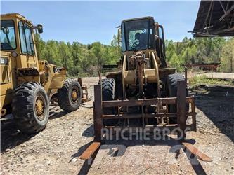 CAT 926E Naudoti ratiniai krautuvai