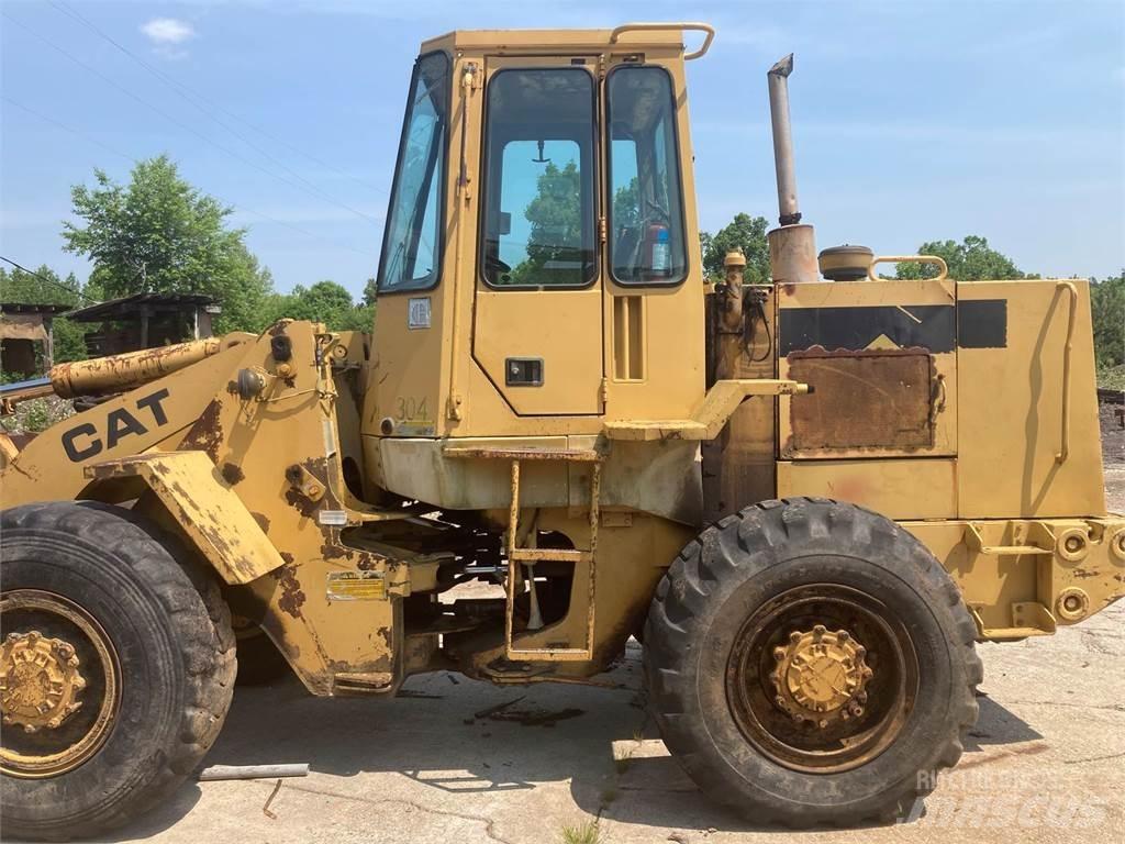CAT 926E Naudoti ratiniai krautuvai