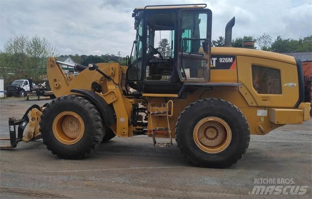 CAT 926M Naudoti ratiniai krautuvai