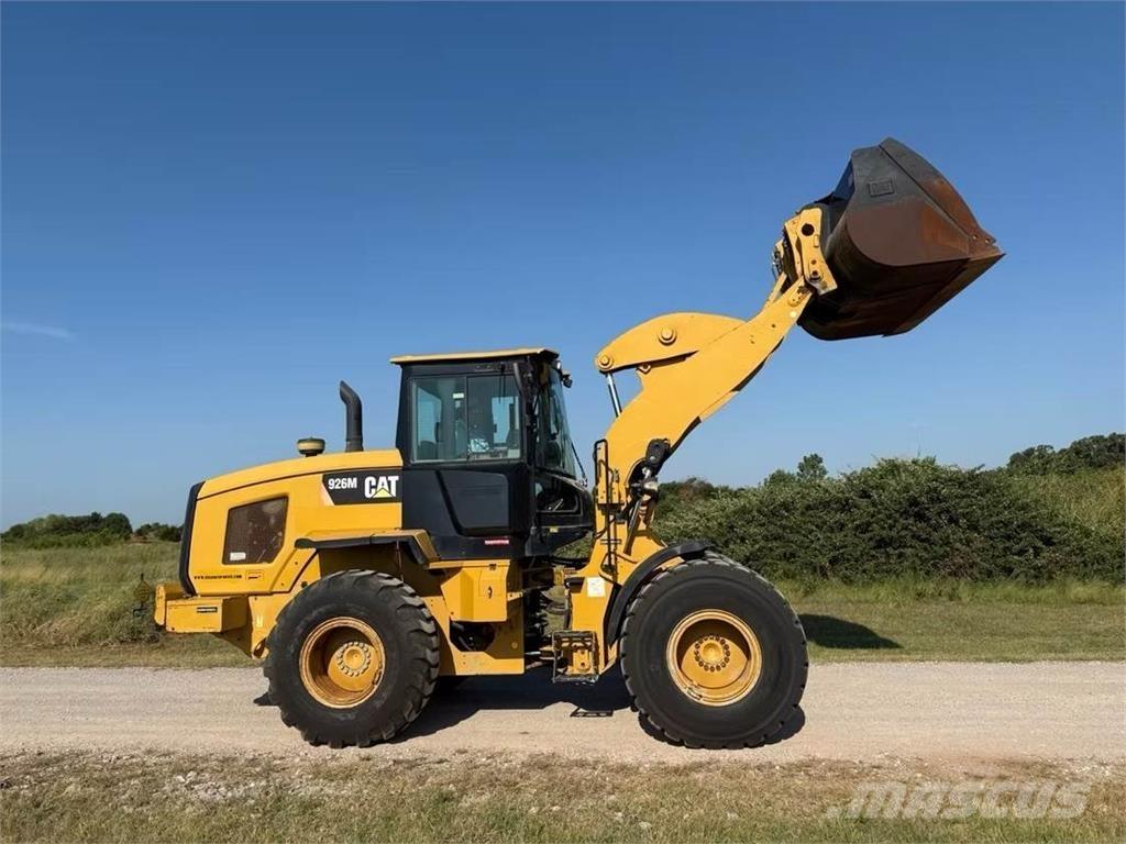 CAT 926M Naudoti ratiniai krautuvai