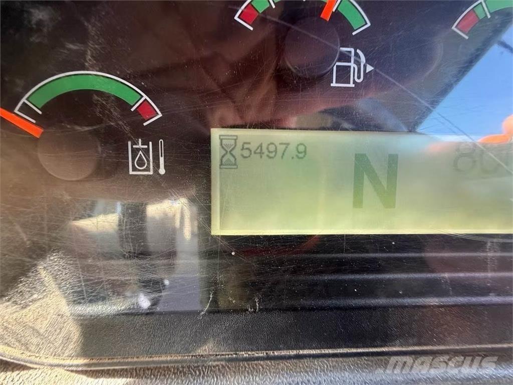CAT 926M Naudoti ratiniai krautuvai