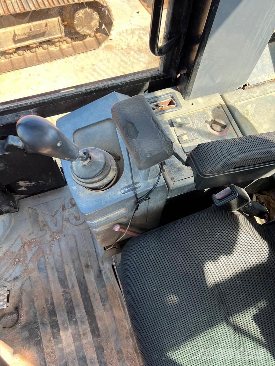 CAT 928G Naudoti ratiniai krautuvai