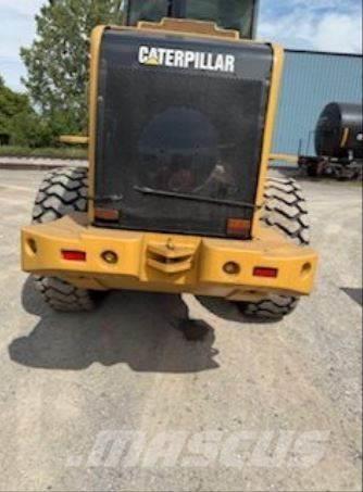 CAT 928HZ Naudoti ratiniai krautuvai