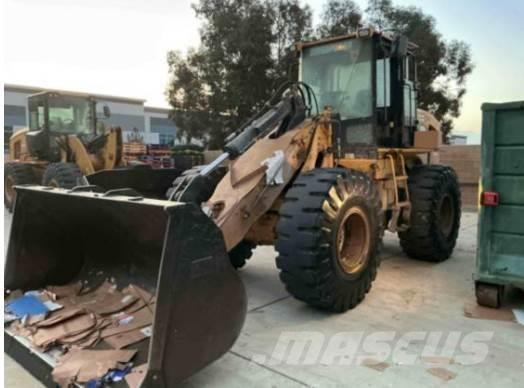 CAT 930G Naudoti ratiniai krautuvai