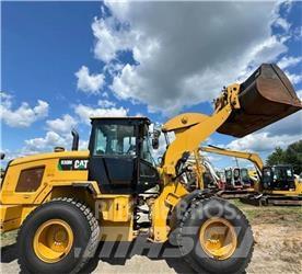 CAT 930M Naudoti ratiniai krautuvai