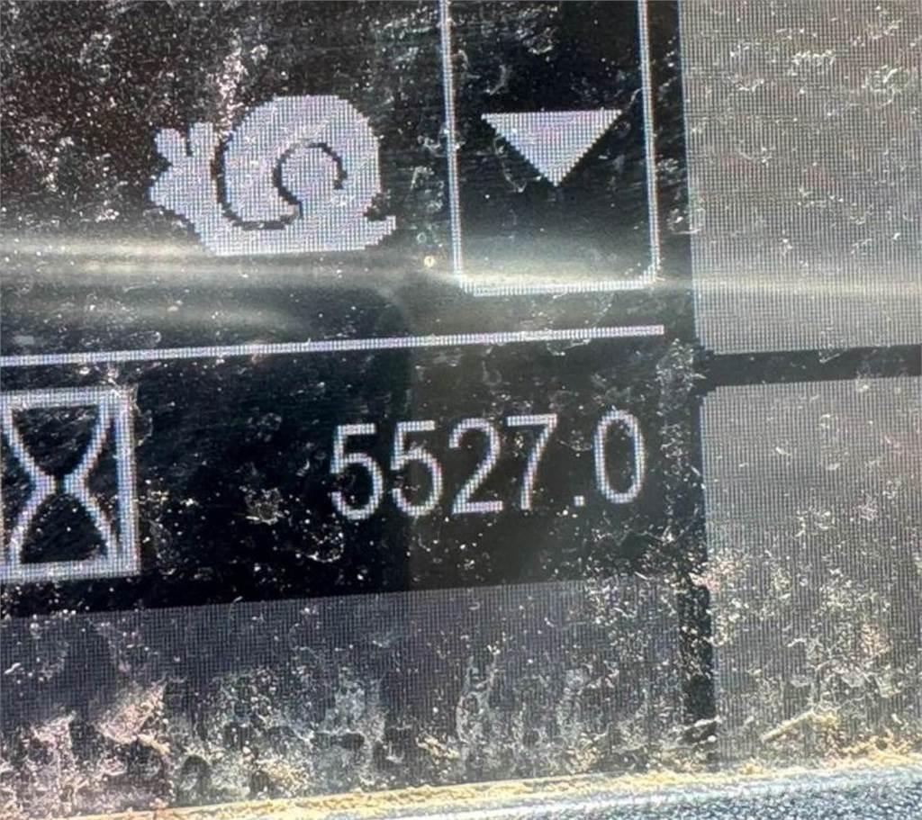 CAT 930M Naudoti ratiniai krautuvai
